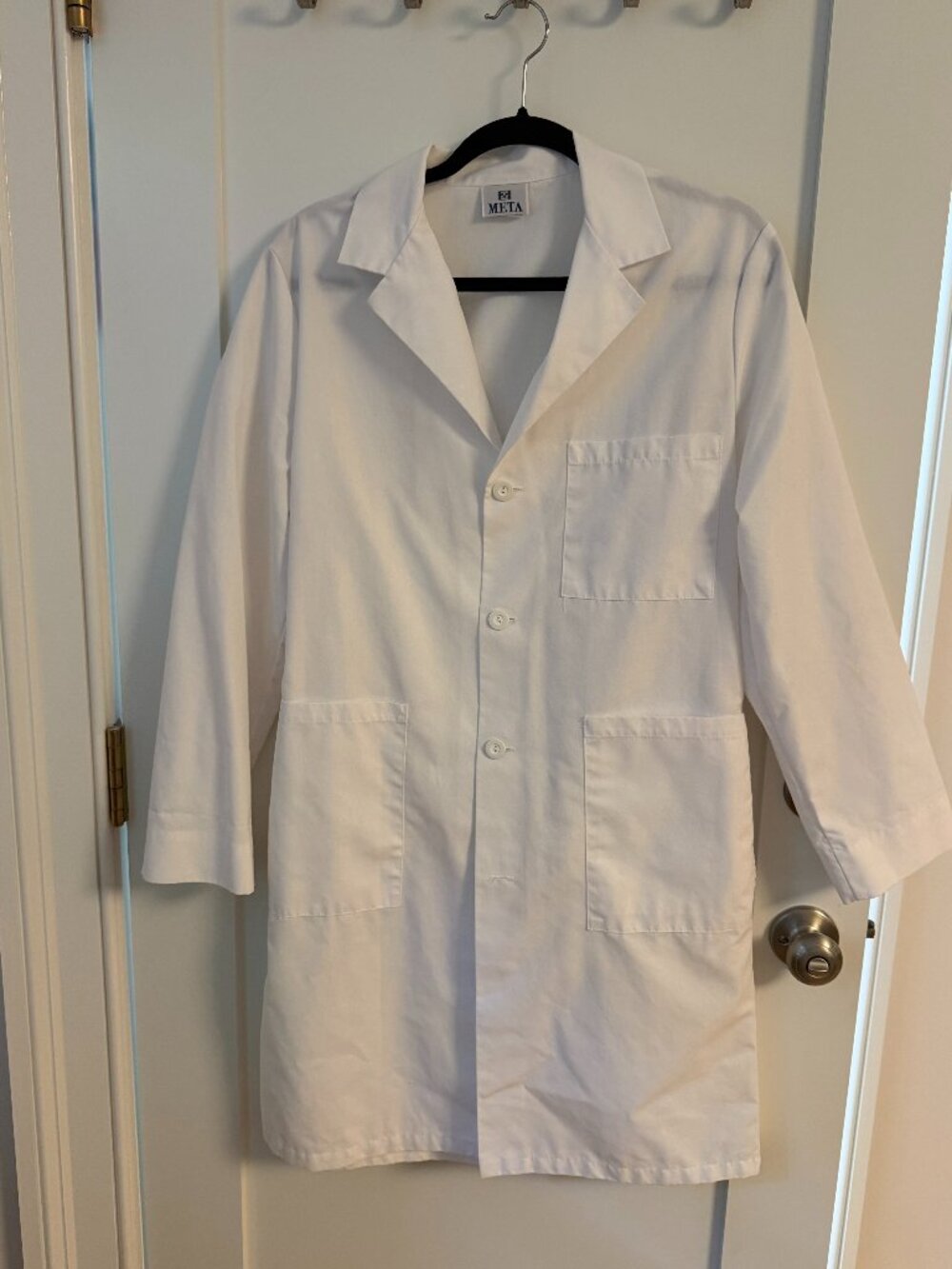 Women's White Lab Coat (NWOT)